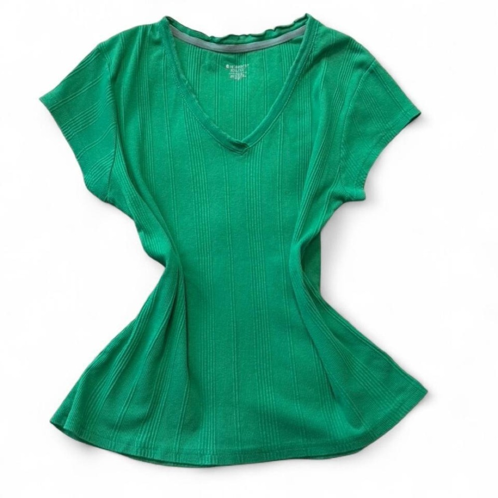 Y2K No Boundaries Ribbed V Neck Baby Tee, Women's Size XXL